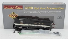 Proto 2000 920-40173 HO Scale Southern GP30 High Hood Diesel Locomotive #2623