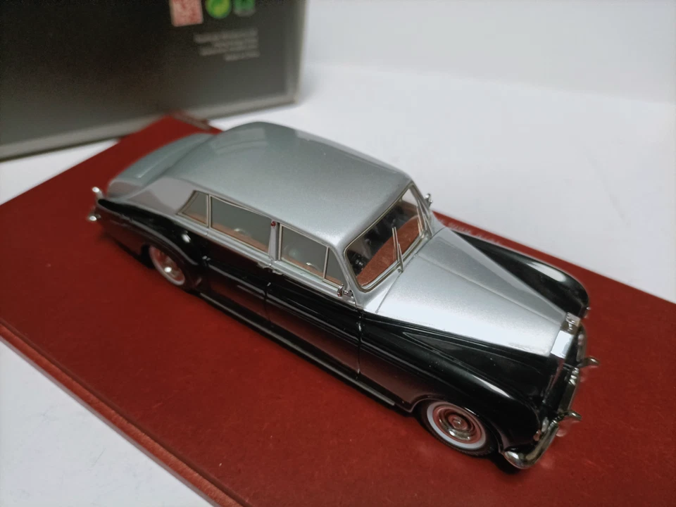 TSM 1/43 Rolls Royce Phontom Vi James Yonug - Image 4 of 4