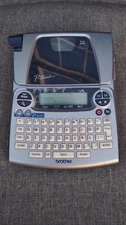 Brother P-Touch Deluxe Thermal Labeler Maker Printer PT-1880 Battery/wired