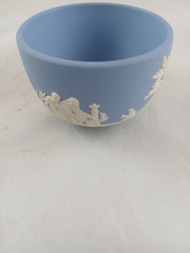 Wedgwood Mini Sugar Bowl Jasperware Blue White Vintage British - Picture 3 of 10