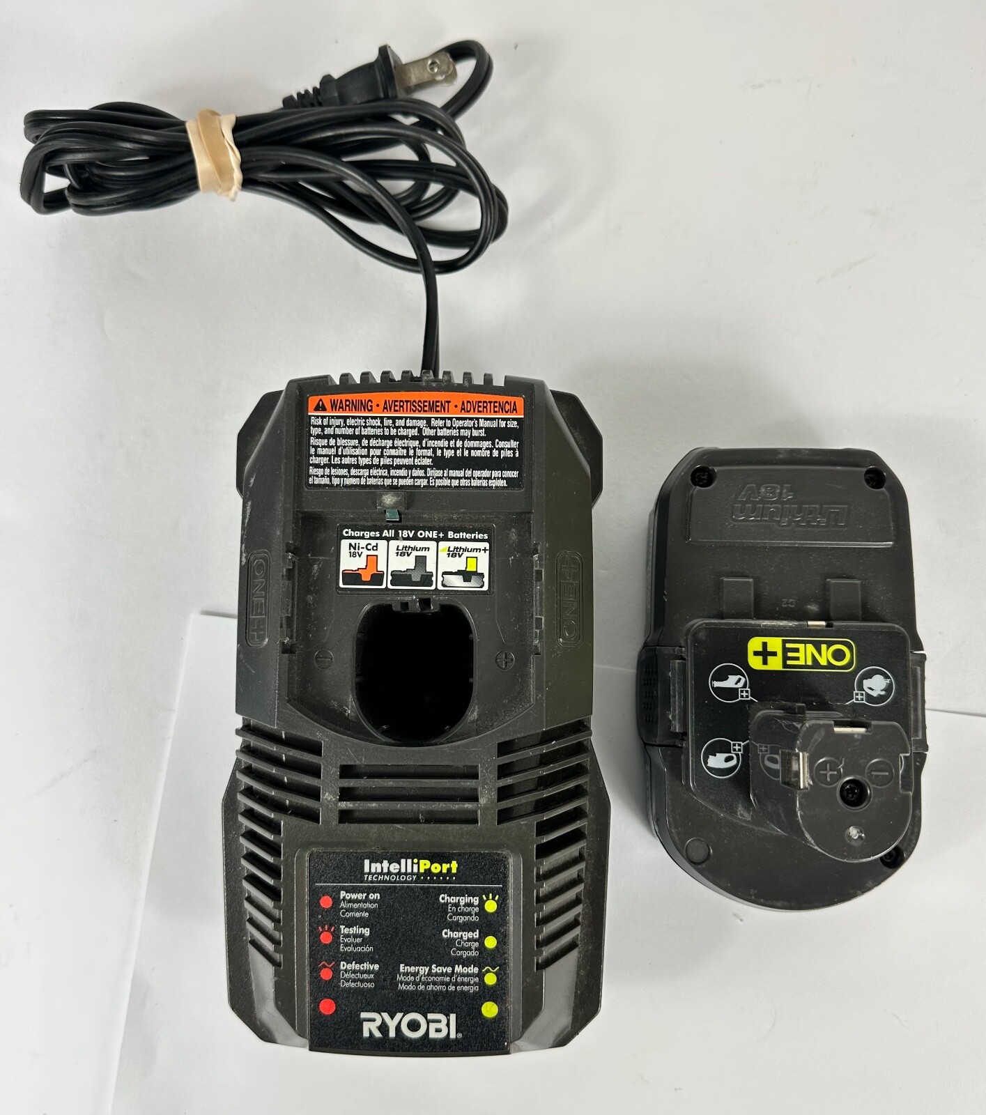 RYOBI P208B One + DRILL With 2 18V Lithium Batteries