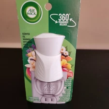 Air Wick plug in Scented Oil Warmer, White, 1 Count, Essential Oils, Freshener