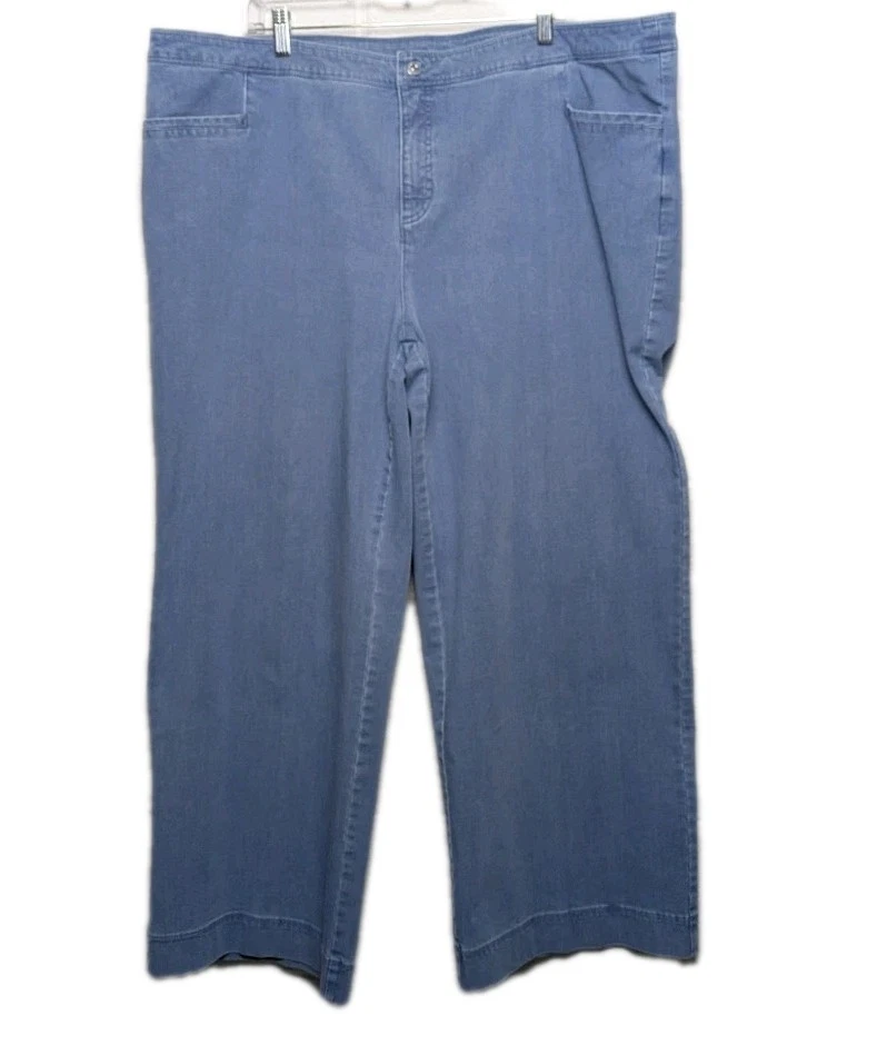 Nike - Chill - Short 4 pouces à taille mi-haute - Bleu marine