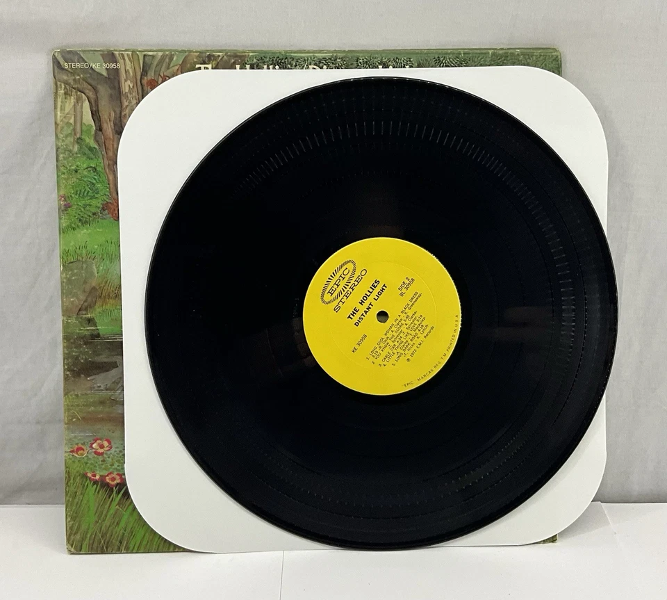 The Hollies - Distant Light - виниловая пластинка - 1-й выпуск США 1972 Epic KE30958 - Изображение 4 из 4