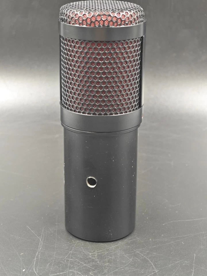 GAM-U09 RGB USB Microphone 192Khz/24Bit Black/Red Used Working - Image 3 of 4