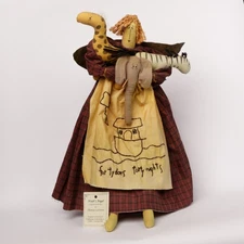 Vintage Noah's Angel Doll 2004 18 inches holding 3 animals
