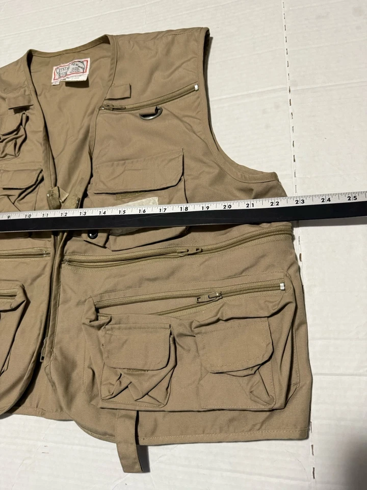 Crystal River Men's Fishing Vest Brown Size Large Multiple Pockets Light Weight - Image 3 of 4