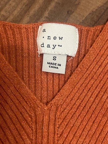 VGUC A New Day Womens Textured Knit V Neck Burnt Orange Tank Top Shirt S Small - Bild 2 von 3