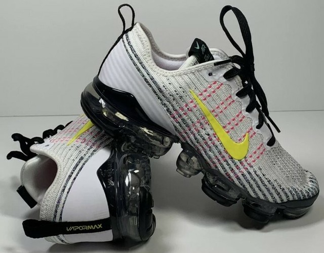 nike air vapormax size 5.5