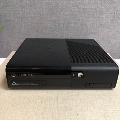 Microsoft Xbox 360 E 250 GB Console Black Kinect Bundle