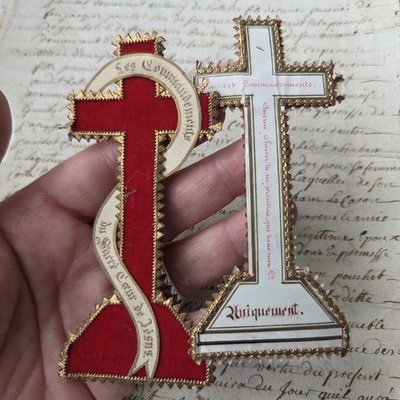 2 Bilder Gotteskreuz Gebote mit rotem Samt 19. Jh. Holy Card 19thC