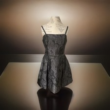 Women’s HALSTON Heritage Sleeveless Embellished Jacquard shimmered Dress Sz12