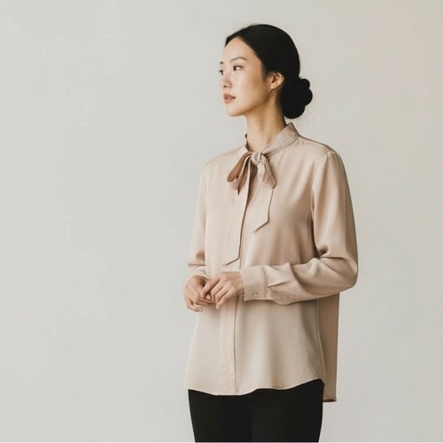 L.K. Bennett London Mink Pink 100% Silk Blouse with Bow Tie