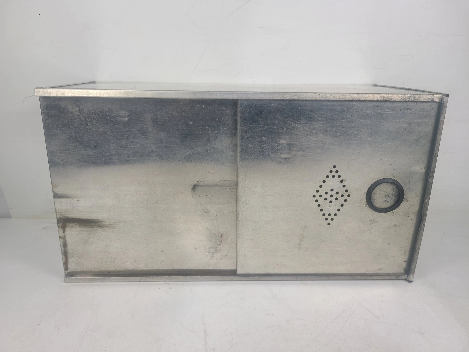 Vintage Silver Stainless Steel Rectangular Bread Box (19"x10"x8")
Opens in a new window or tab