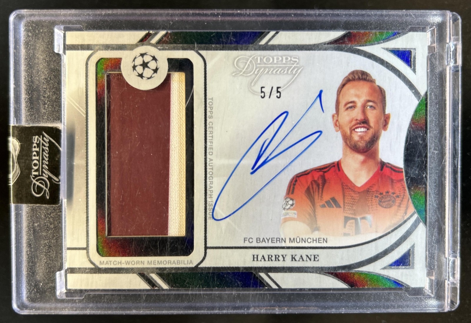 2024-25 Topps Dynasty UEFA Harry Kane Patch Auto Black #/5 Bayern Munchen view 1