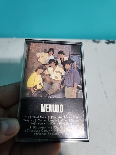 MENUDO - Menudo self titled (rare version) Cassette Tape RICKY MARTIN - Picture 6 of 7