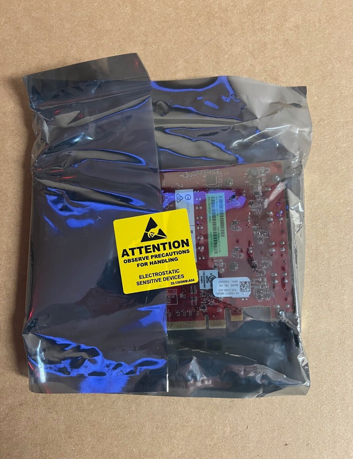 New Dell AMD FirePro W5100 4GB GDDR5 Video Card 102C5870401 (0W2C47)