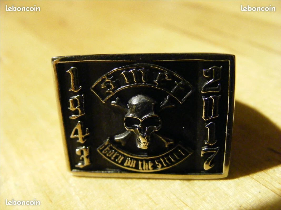 Johnny hallyday bague new arrivals