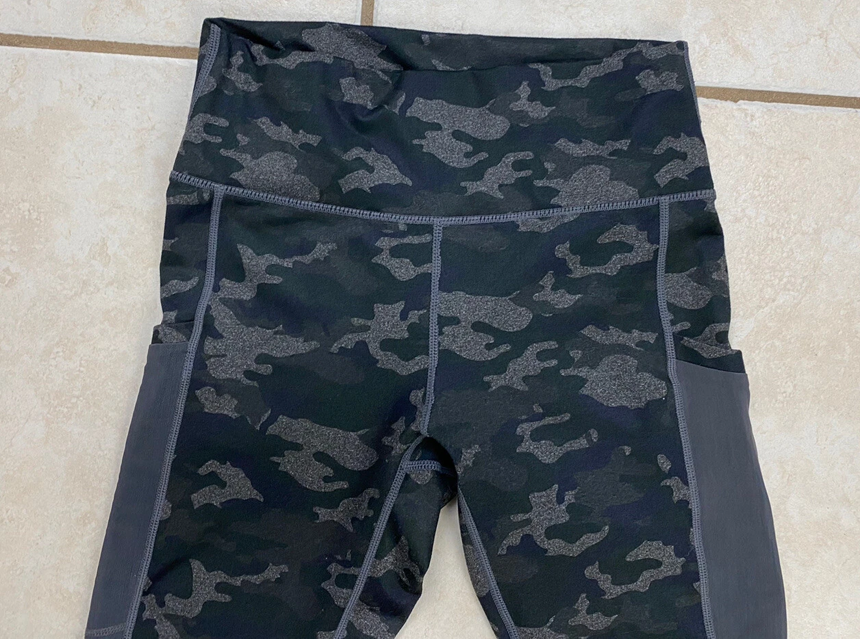 fabletics mid-rise camo printed powerhold pockets leggings