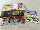 VINTAGE LEGO LEGOLAND MOTORCYCLE SHOP SET 6373 COMPLETE WITH BOX AND MANUAL