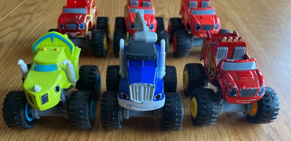 Lote de 6 camiones diecast Blaze and the Monster Machines trituradora de motor Zeg Blaze Foto 3 de 4