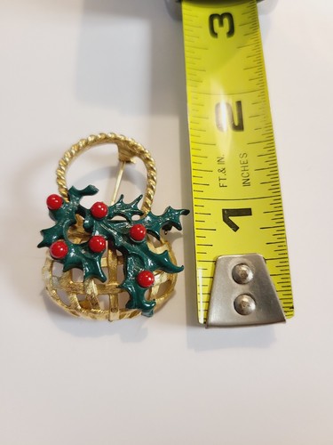 Unikat Vintage 2 Stück goldfarbene Weihnachten Stechpalme Korb Brosche Anstecknadeln  - Bild 5 von 10