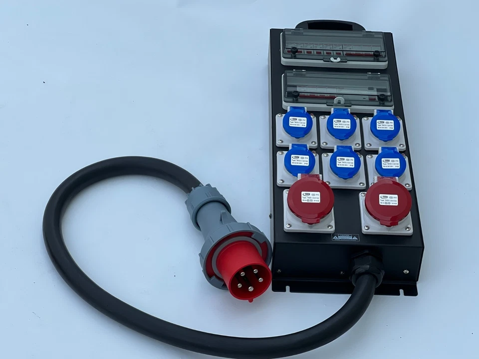 With RCD Main Breaker 63A CEE 5P Input 32A Output Power Distribution Box 6*16A - Image 2 of 4