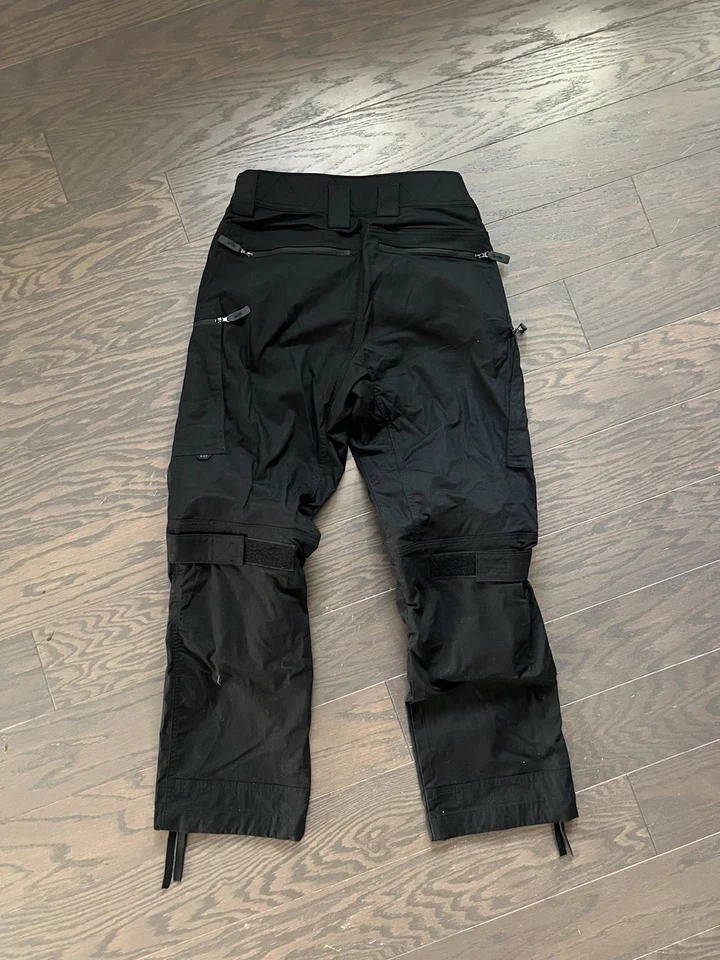 Pantalones de combate 5.11 HOMBRE REGULAR FIT V.XI XTU negros 32X32 NUEVO Foto 2 de 3