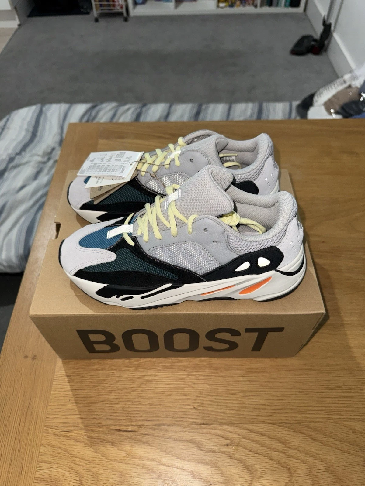 Adidas Yeezy Boost 700Wave Runner