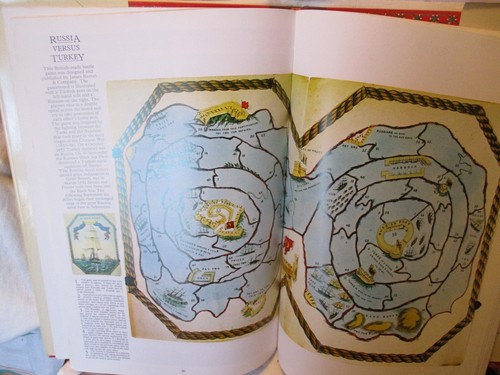 PLAY THE GAME THE BOOK THAT YOU CAN PLAY. OVER 40 GAMES FROM THE GOLDEN AGE - Picture 12 of 16