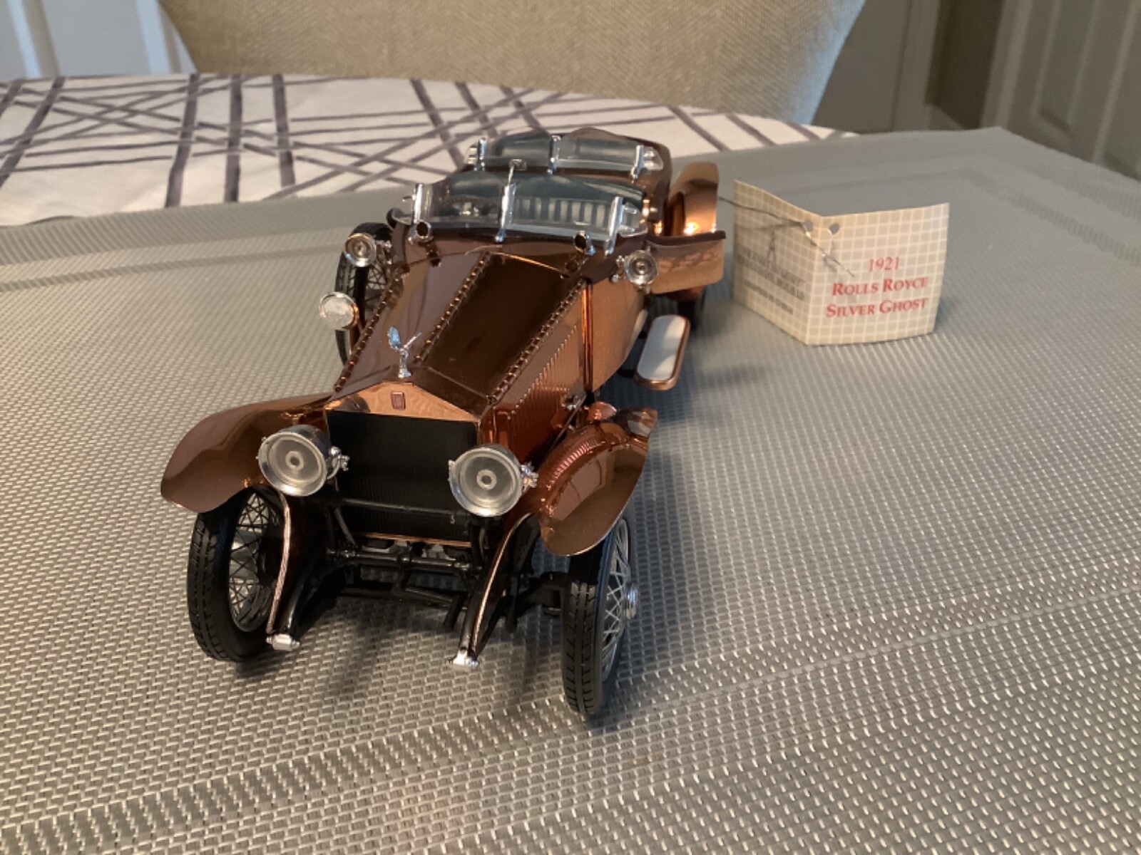 Picture 2 of 9
