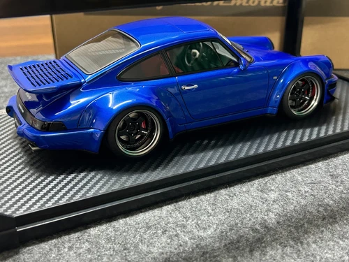 Ignition model 1/18 RWB 964 Metallic Blue Resin Cast Limited Edition IG3635 - Picture 3 of 8