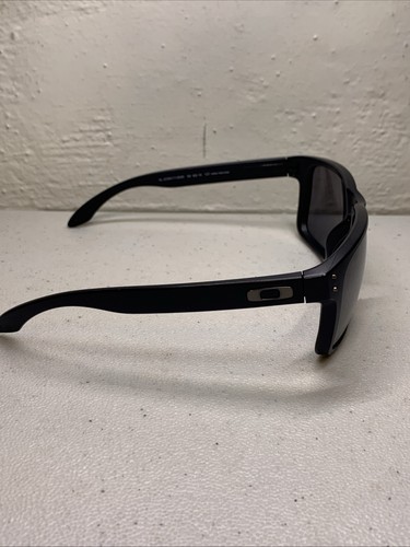 Oakley Holbrook XL OO9417-0559 Polarized Sunglasses Black Frame Grey Lens READ! - Picture 4 of 8
