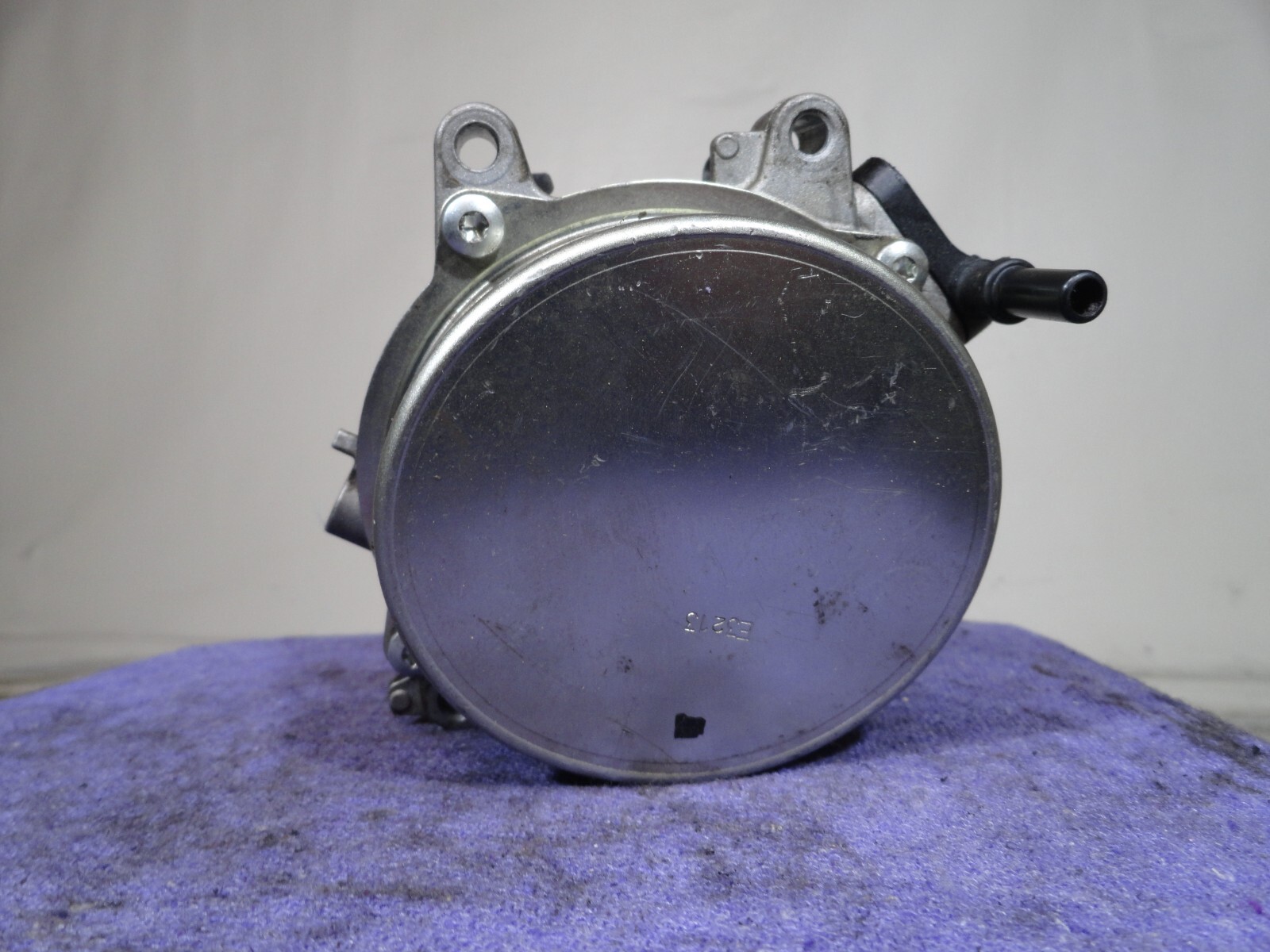 2015 Maserati Ghibli Engine Motor Vacuum Pump OEM 291642 untested