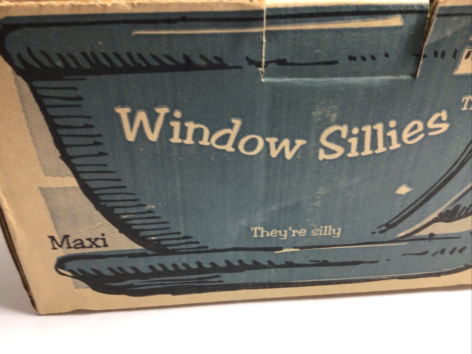 Maxie  PlanterWindow Sillies NIB. Ceramic Off White  Or Other Items thumbnail 9