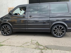 Volkswagen 7hm multivan