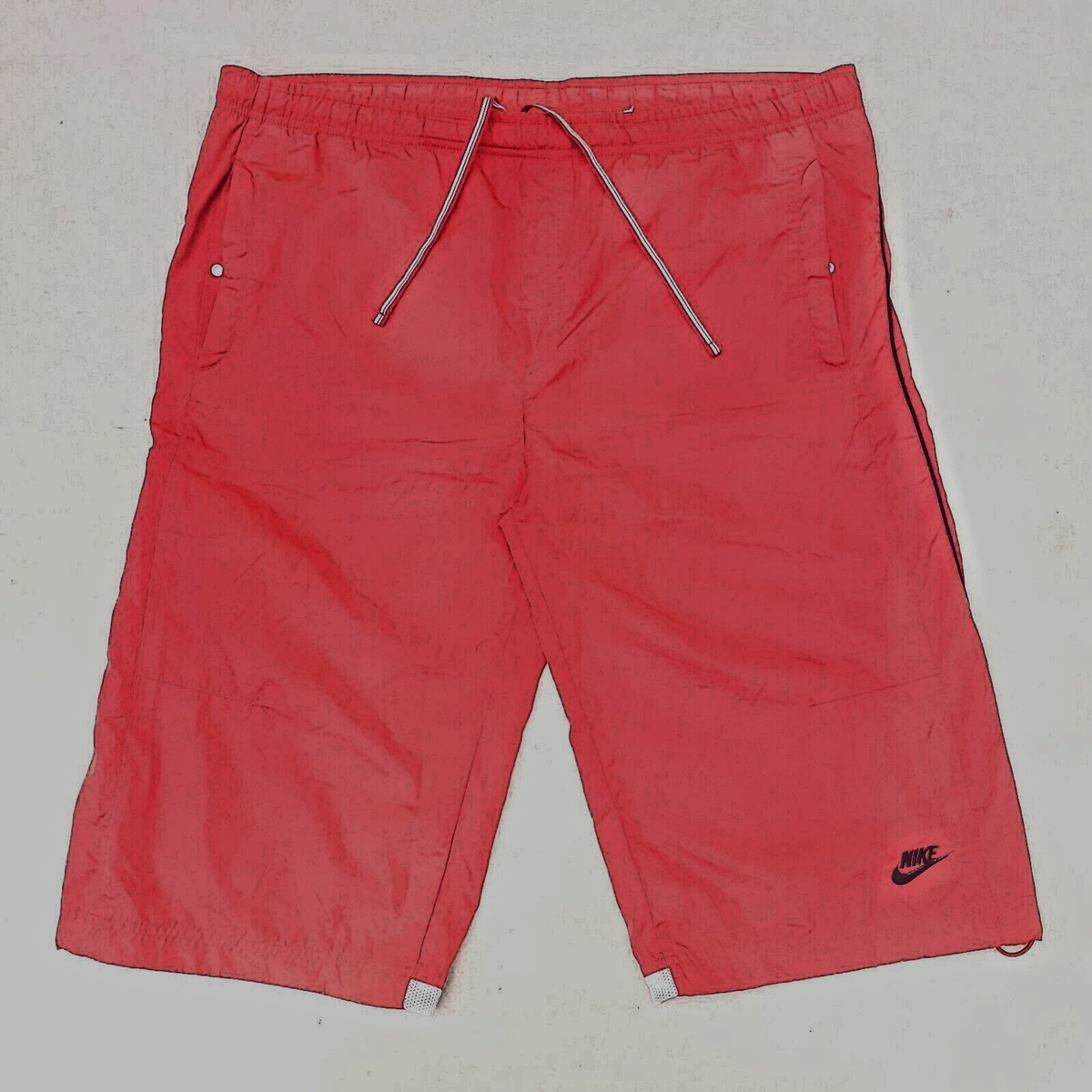 NIKE Vintage Shorts Men's Large Red Softshell Lined Pockets Quarter  Length