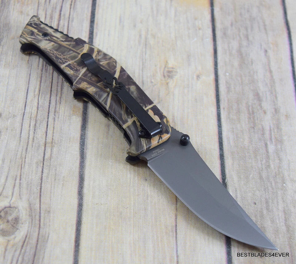 NAVAJA PLEGABLE LINERLOCK ABIERTA ASISTIDA POR PULGAR CAMUFLAJE MARRÓN CON CLIP DE BOLSILLO  Foto 2 de 4