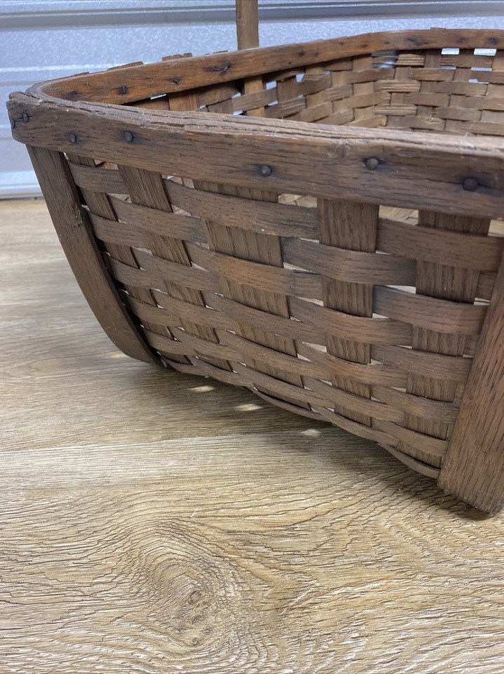 19TH C OAK? SPLINT BASKET & PATINA 26” LARGE GATHERING PEACH GARDENING ...