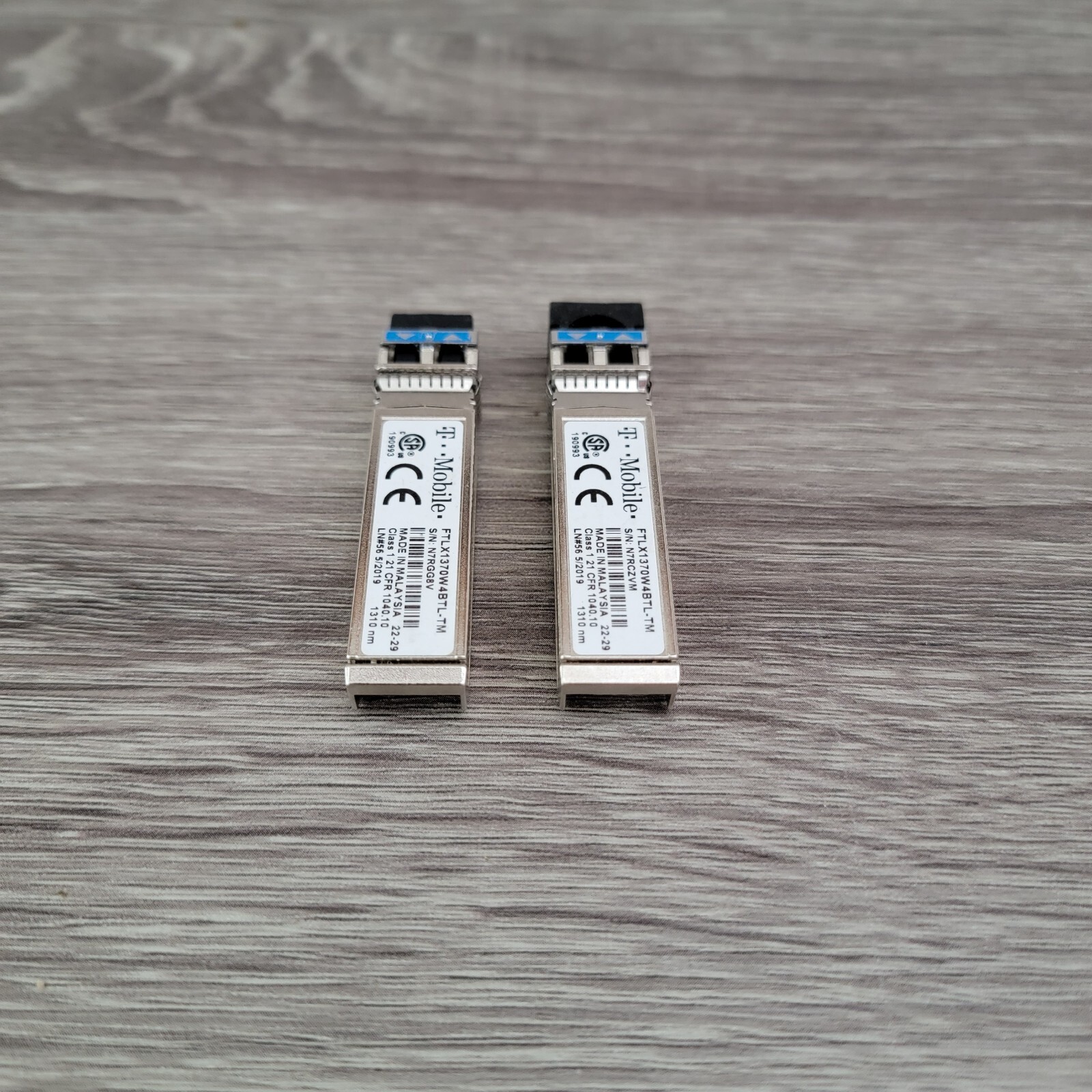 Lot of 2 FTLX1370W4BTL-TM 1310nm FP 10G Wireless 1.2-9.8304 Gb/s ...