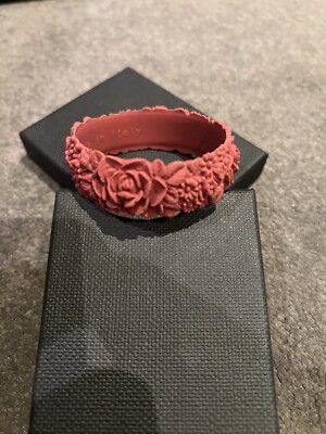 O Bag Bracelet with Flower Theme Amaranth Red Brand New