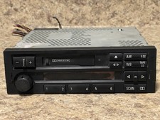 BMW C33 RADIO STEREO CASSETTE E36 318 323 328...