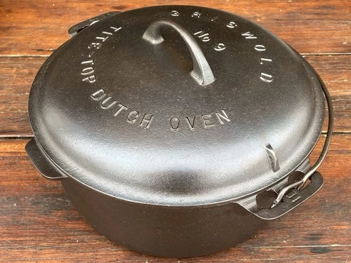 Griswold Cast Iron #9 Fully Marked Dutch Oven