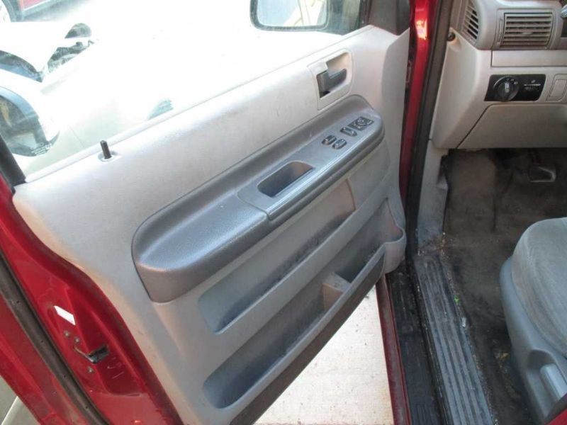 Wash Reservoir Thru 1/09/05 Fits 04-05 FREESTAR 258324