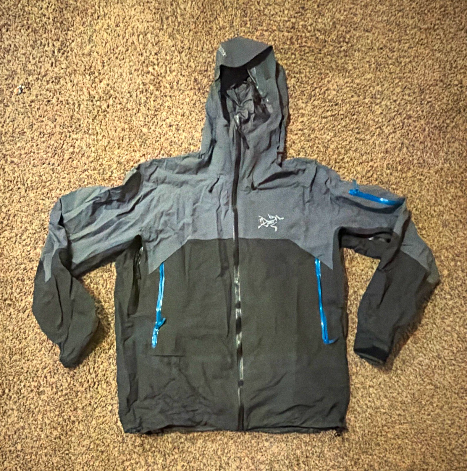 Arc'teryx Rush Men's XL Hooded Full Zip Nylon Ripstop Rain Coat Gray/Black - product detail image 1