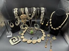 Large Stylish Vintage Gold-Tones Costume/Fashion Jewelry Lot