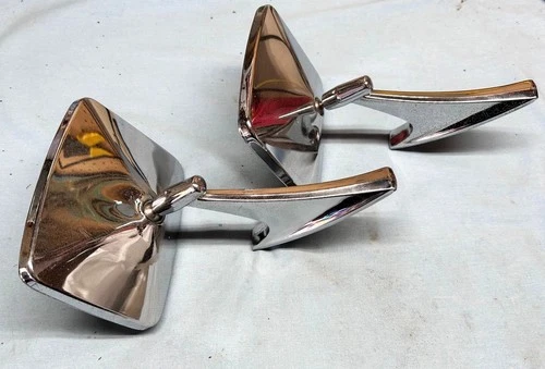 1973-87 CHEVY GMC PICKUP TRUCK EXTERIOR MIRRORS OEM #39826594