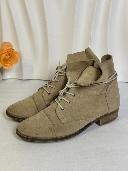 Women Boots Beige Suede 39.5