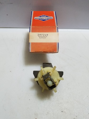 Briggs & Stratton Oil Slinger 297249 - OEM Packaging - NEW - E5A - Picture 2 of 2