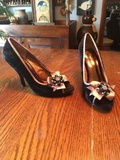 poetic license Heels New 